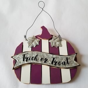 Galvanized / Wood / Halloween / Pumpkin / Trick or Treat